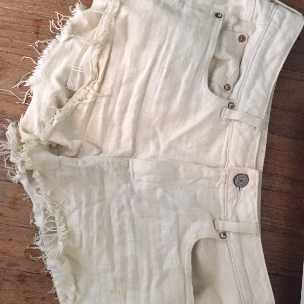 American Eagle White / Cream Denim Shorts